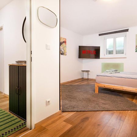 Lendkanal - City - Netflix - Waschmaschine - Kaffeevollautomat - 8 Pax - 4 Schlafzimmer Klagenfurt am Woerthersee Exterior foto