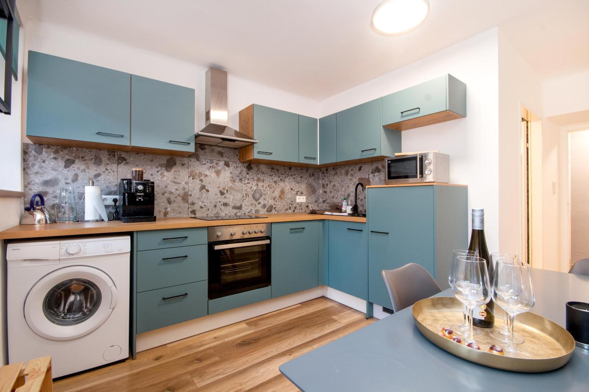 Lendkanal - City - Netflix - Waschmaschine - Kaffeevollautomat - 8 Pax - 4 Schlafzimmer Klagenfurt am Woerthersee Exterior foto